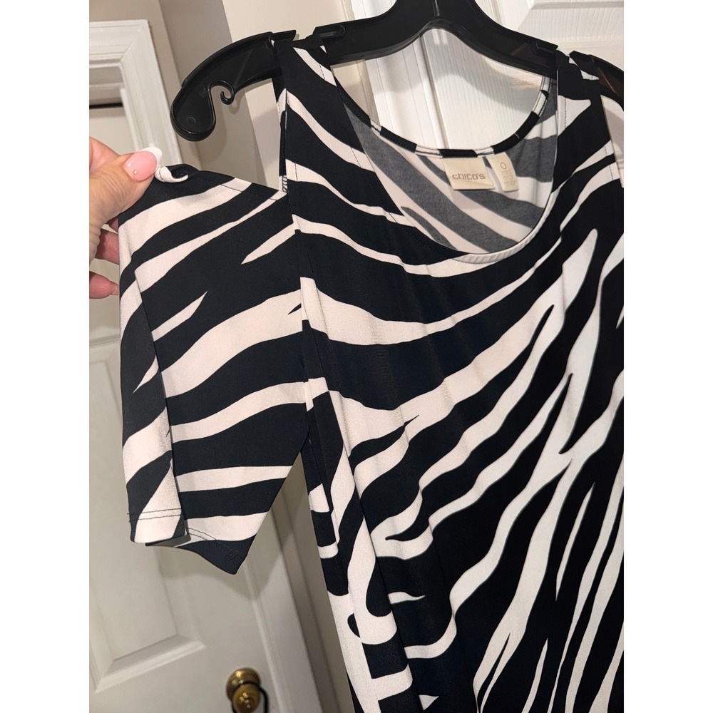 Chicos Maxi Dress Cold Shoulder Zebra Print Black White Flowy Midi 0‎ - Picture 4 of 8